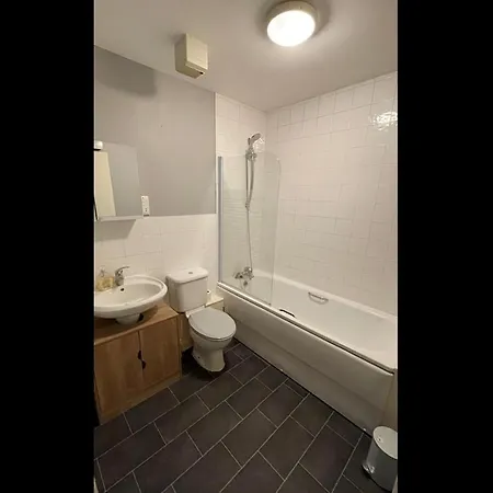 One Bedroom With Great City Views Londen Buitenkant foto