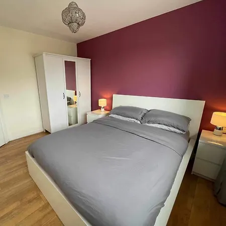 One Bedroom With Great City Views Londen Buitenkant foto