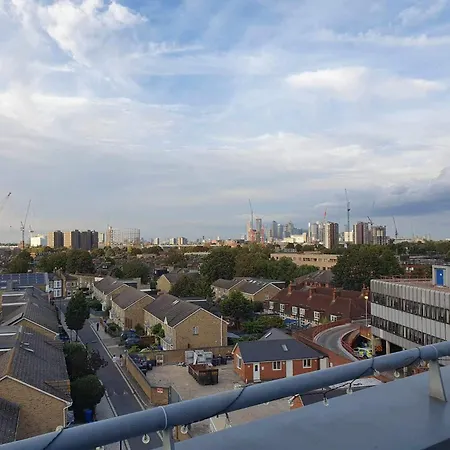 One Bedroom With Great City Views Londen Buitenkant foto