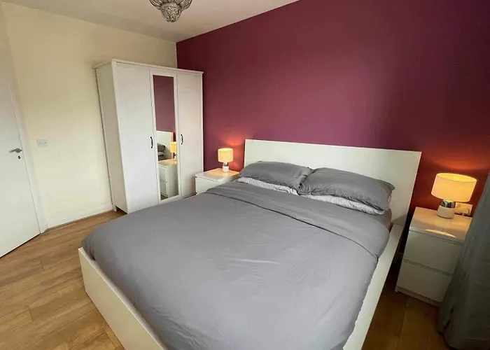 One Bedroom With Great City Views